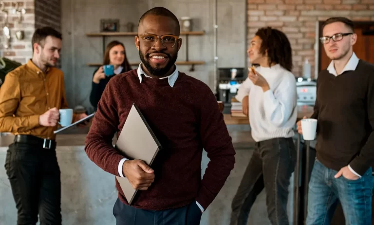 front-view-smiley-people-meeting-coffee_23-2148817097